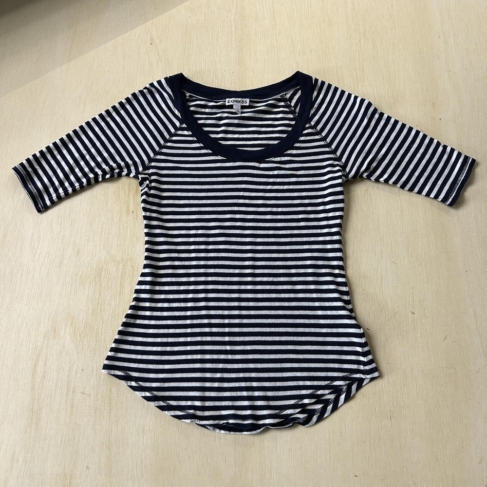 Express Shirt Womens XS Blue Striped Scoop Neck 3/4 Raglan Sleeve Jersey Top
